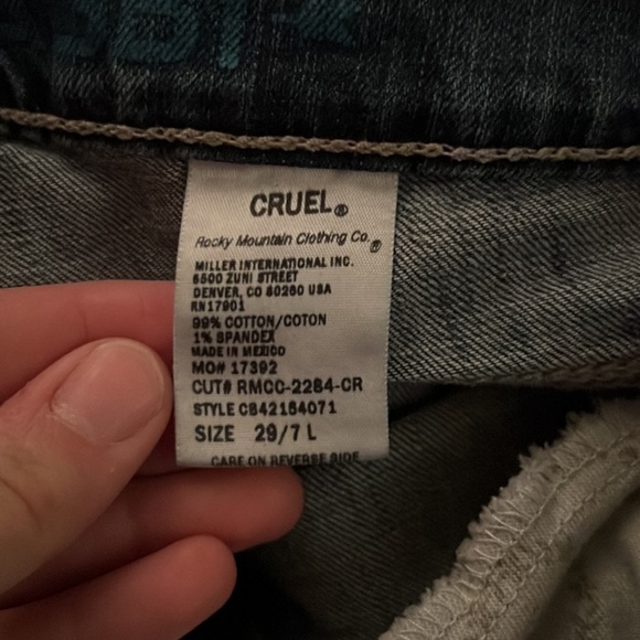 Cruel Abby Jeans! - Picture 3 of 3